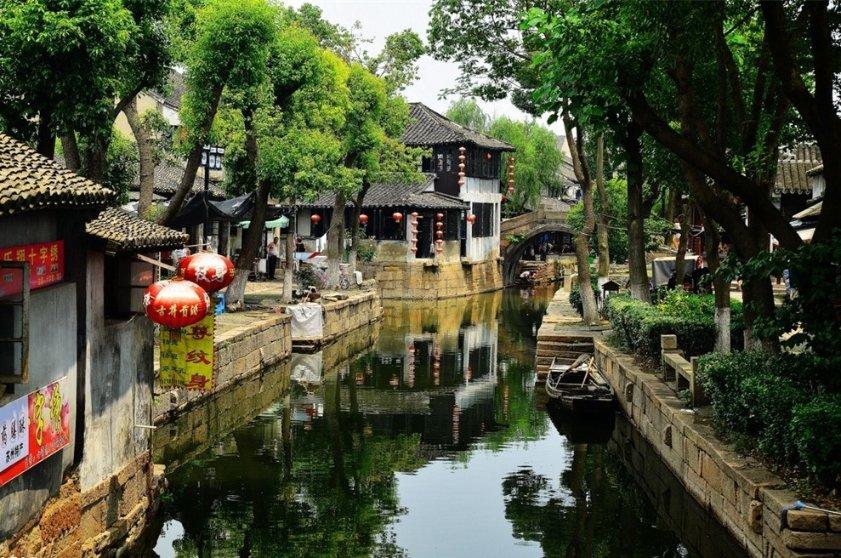 陵水监委召开第二届特约监察员聘请会议